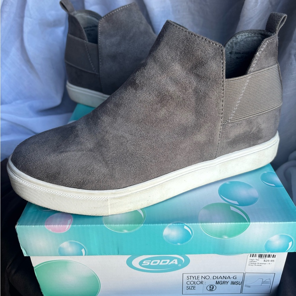 Soda Shoes Diana Wedges